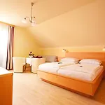 Landhotel Monichwalderhof Hotel Monichwald