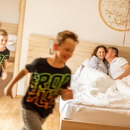 Moenichwalderhof 3*