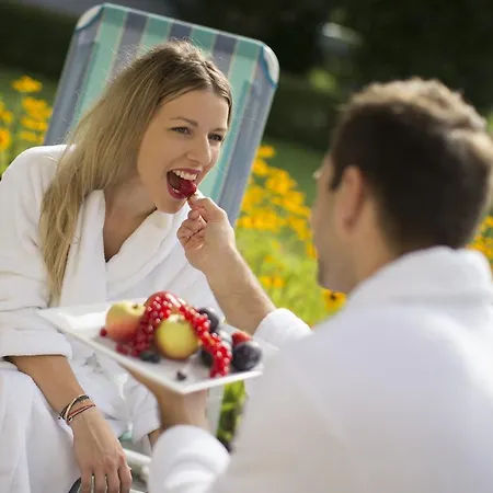 Отель Moenichwalderhof Monichwald