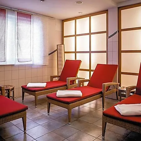 Moenichwalderhof 3*