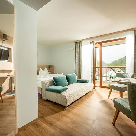 Moenichwalderhof Hotel