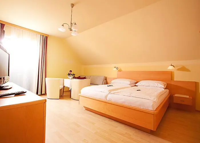 Moenichwalderhof 酒店 Monichwald