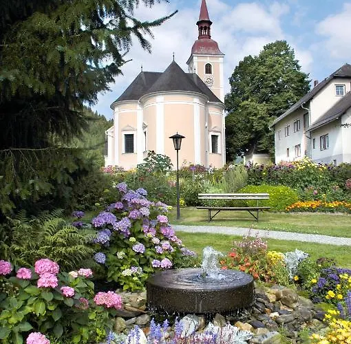 Moenichwalderhof فندق 3*