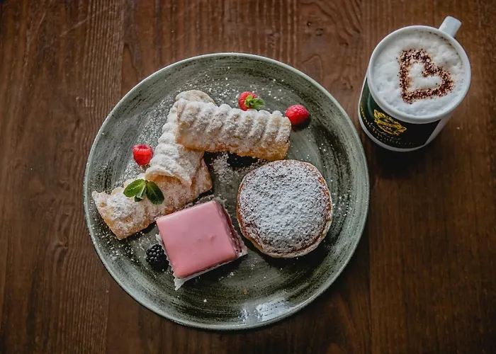 فندق Moenichwalderhof 3*